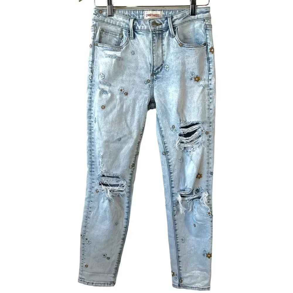DRIFTWOOD Gizelle Distressed Floral Embroidered Ankle Jeans